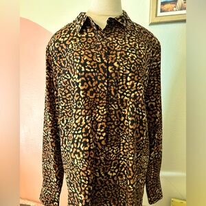 Animal print size L blouse